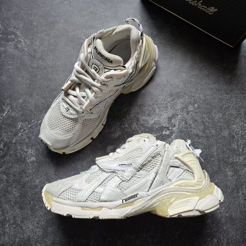 Balenciaga Balenciaga Runner Shoes Size 40 Size US 8.5 / EU 41-42 - 2 Thumbnail