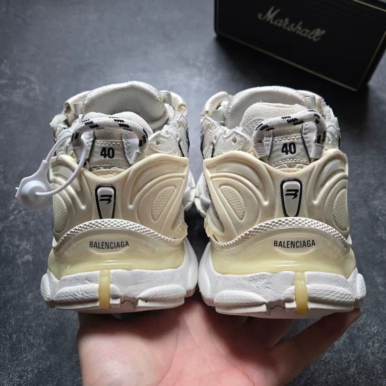 Balenciaga Balenciaga Runner Shoes Size 40 Size US 8.5 / EU 41-42 - 6 Thumbnail