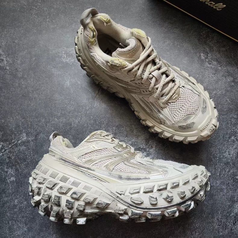 Balenciaga Balenciaga Defender Sneakers in Pre-Owned Condition Size US 9 / EU 42 - 3 Thumbnail
