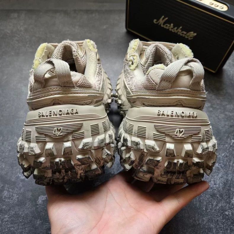 Balenciaga Balenciaga Defender Sneakers in Pre-Owned Condition Size US 9 / EU 42 - 6 Thumbnail