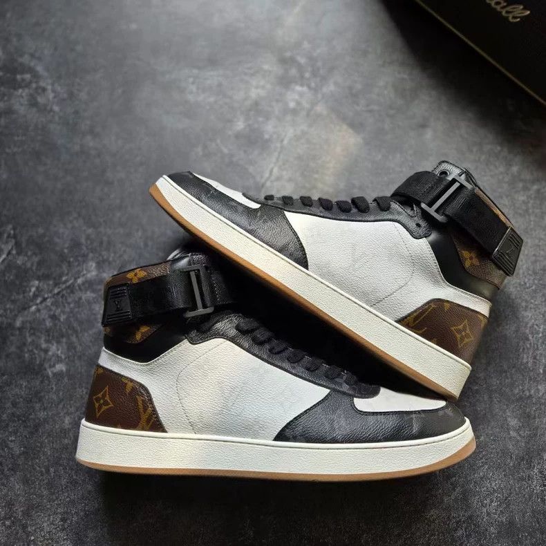 Louis Vuitton LOUIS VUITTON RIVOLI High Top Sneakers Size US 8.5 / EU 41-42 - 4 Thumbnail