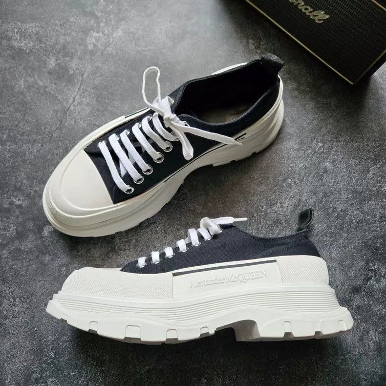 Alexander McQueen Alexander McQueen Black White Sneakers Size 42.5 Size US 9.5 / EU 42-43 - 2 Thumbnail