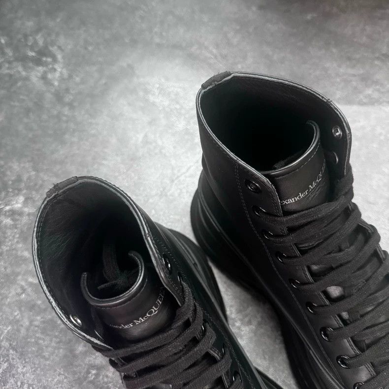 Alexander McQueen Alexander McQueen High-Top Graffiti Martin Boots Size US 8 / EU 41 - 7 Thumbnail