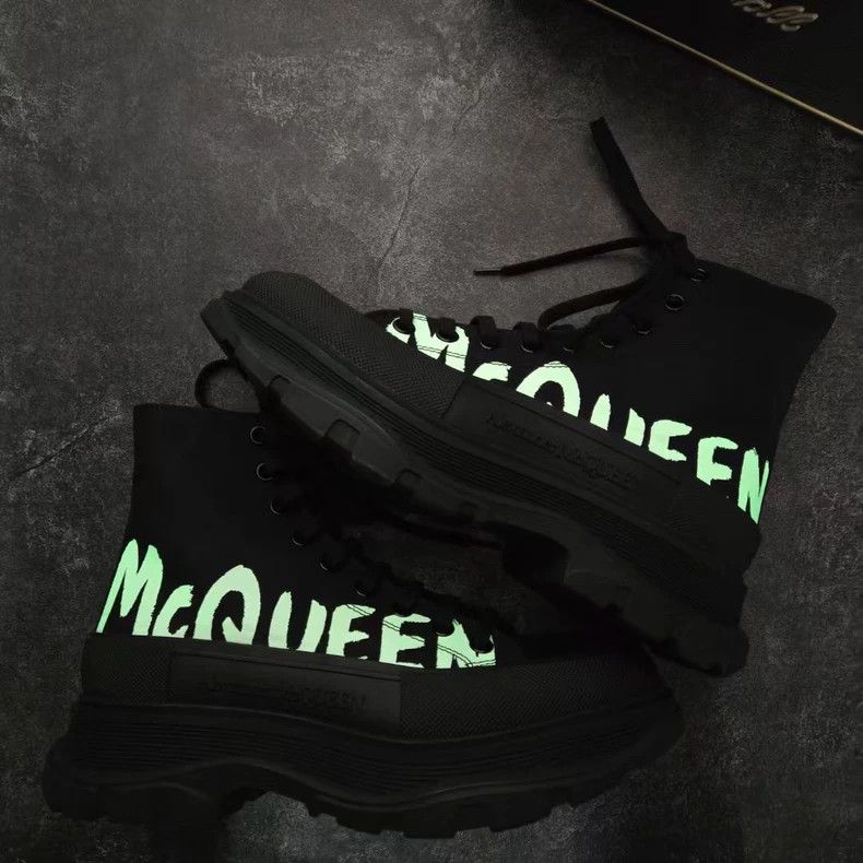 Alexander McQueen Alexander McQueen Black and White Martin Boots Size US 9 / EU 42 - 8 Thumbnail