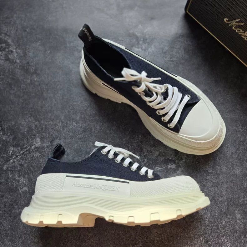 Alexander McQueen ALEXANDER MCQUEEN Black and White Martin Boots Size US 9 / EU 42 - 3 Thumbnail