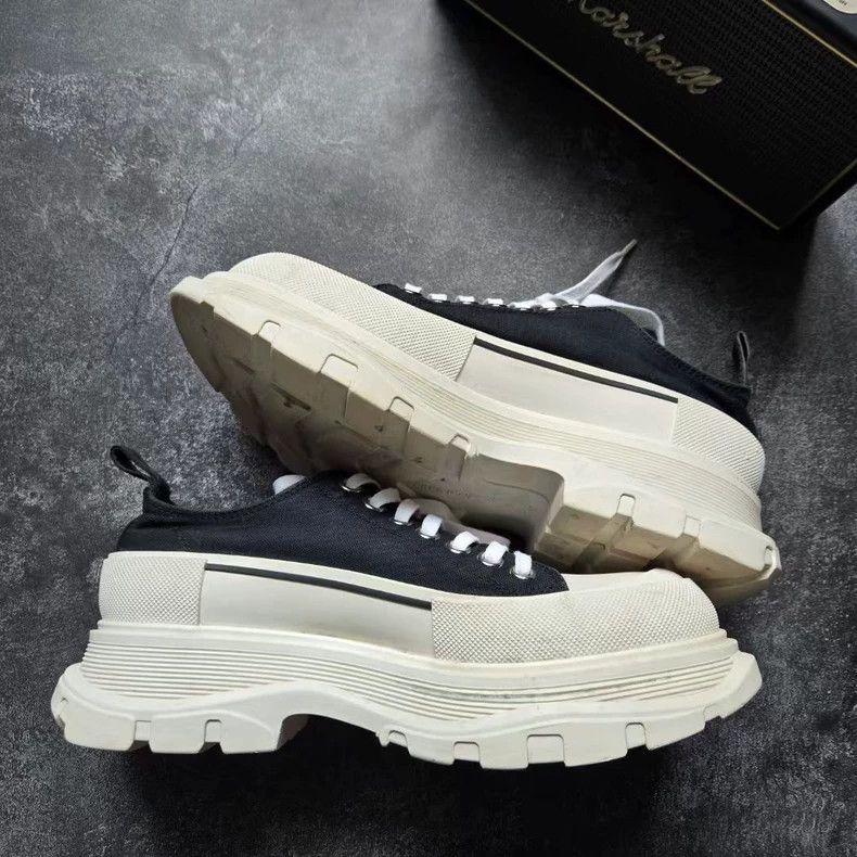 Alexander McQueen Alexander McQueen Black and White Sneakers Size US 9.5 / EU 42-43 - 5 Thumbnail