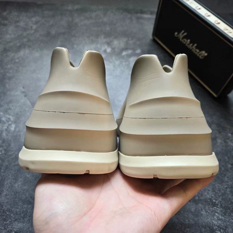 Givenchy Givenchy Desert Color Slip-On Shoes Size US 9 / EU 42 - 6 Thumbnail