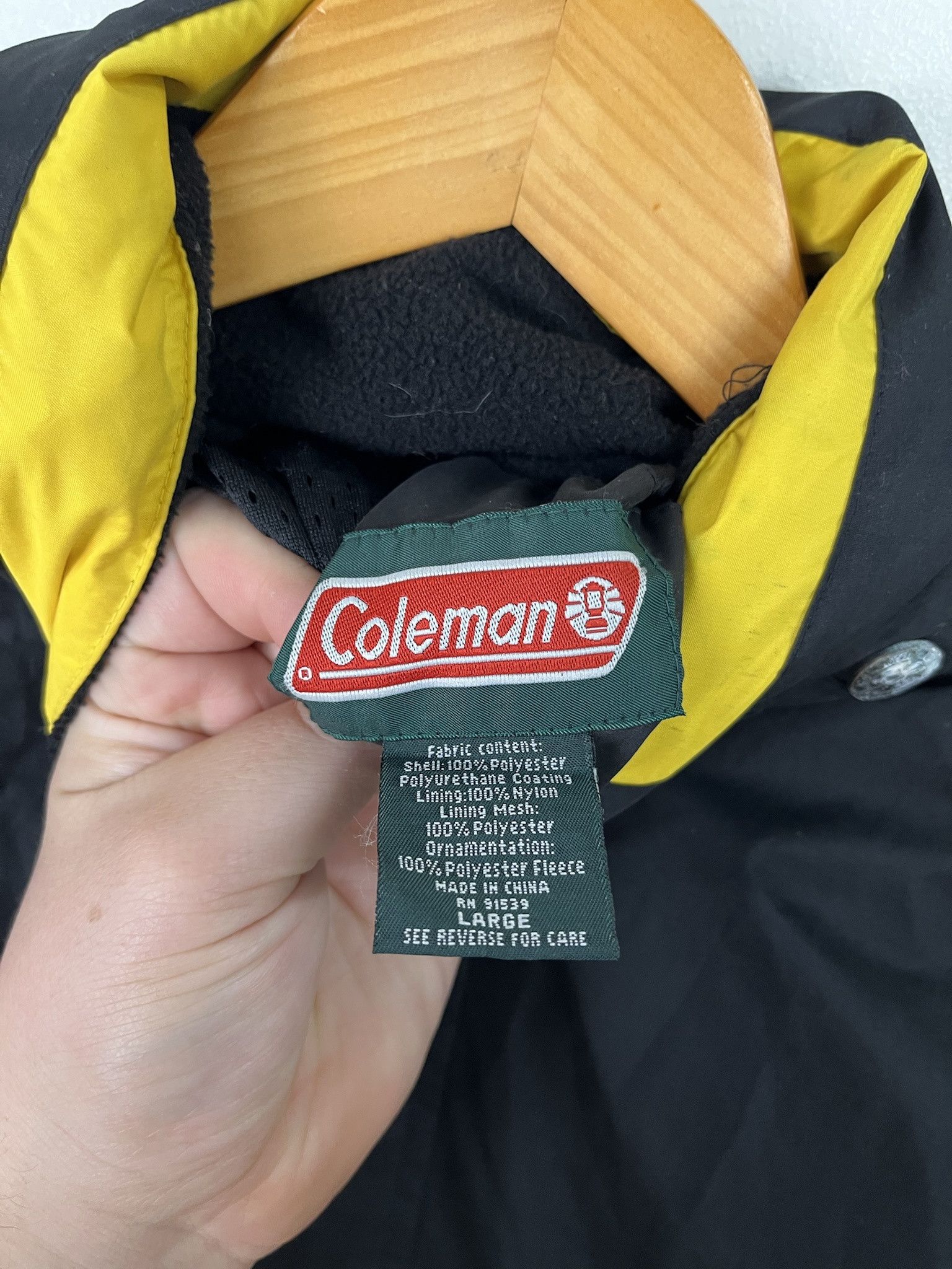 Vintage Vintage 90s Colrman Jacket Size L Distressed Light Jacket Size US L / EU 52-54 / 3 - 2 Thumbnail