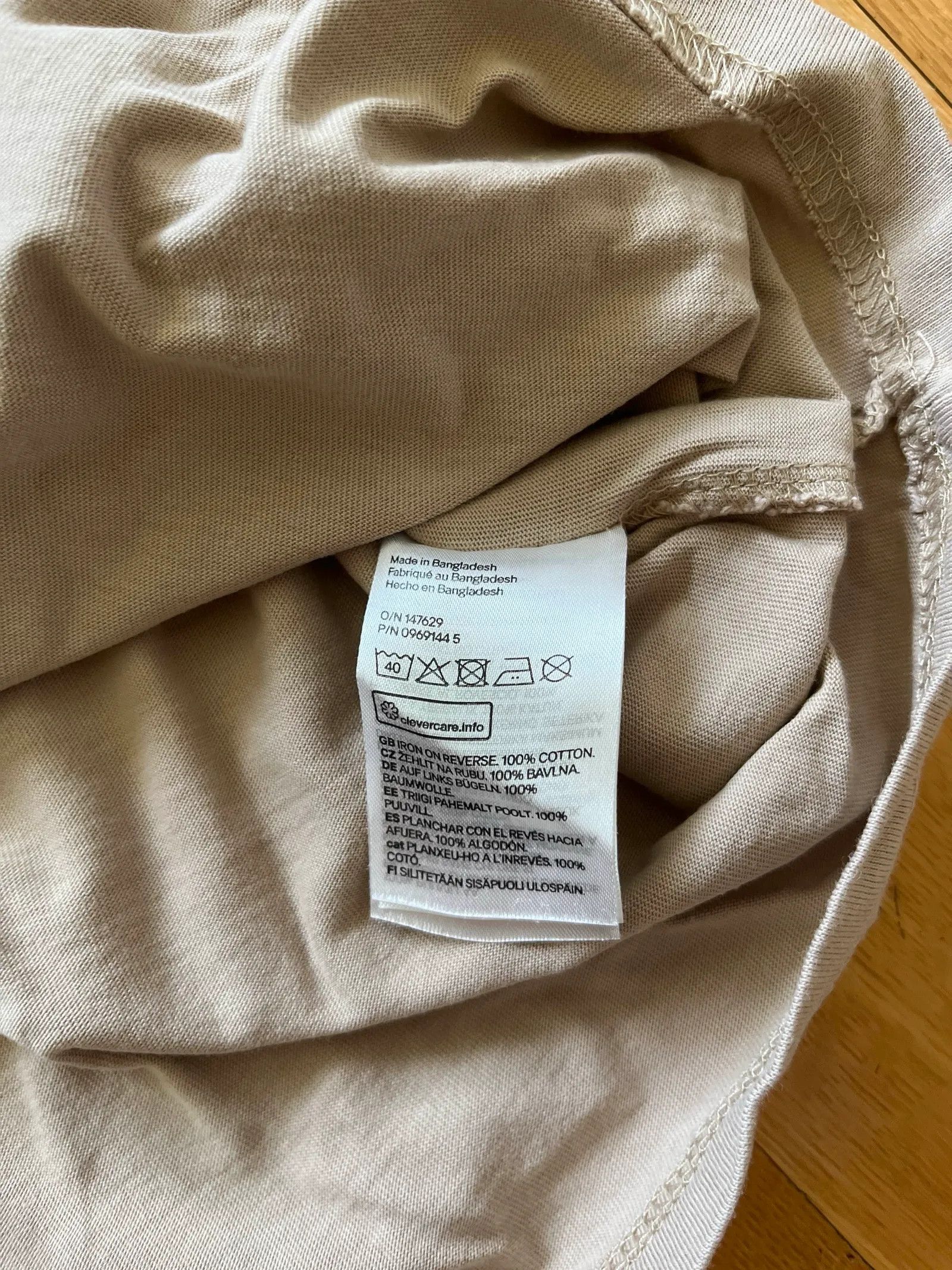 H&M H&M T-shirt Size US M / EU 48-50 / 2 - 3 Thumbnail