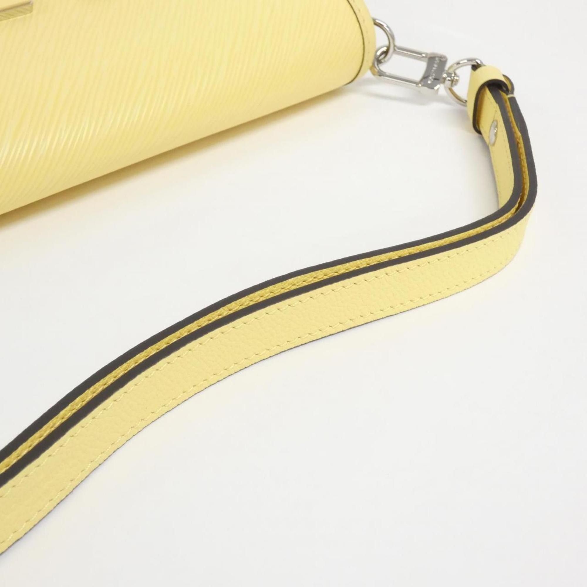 Louis Vuitton Louis Vuitton buci shoulder Size ONE SIZE - 3 Thumbnail
