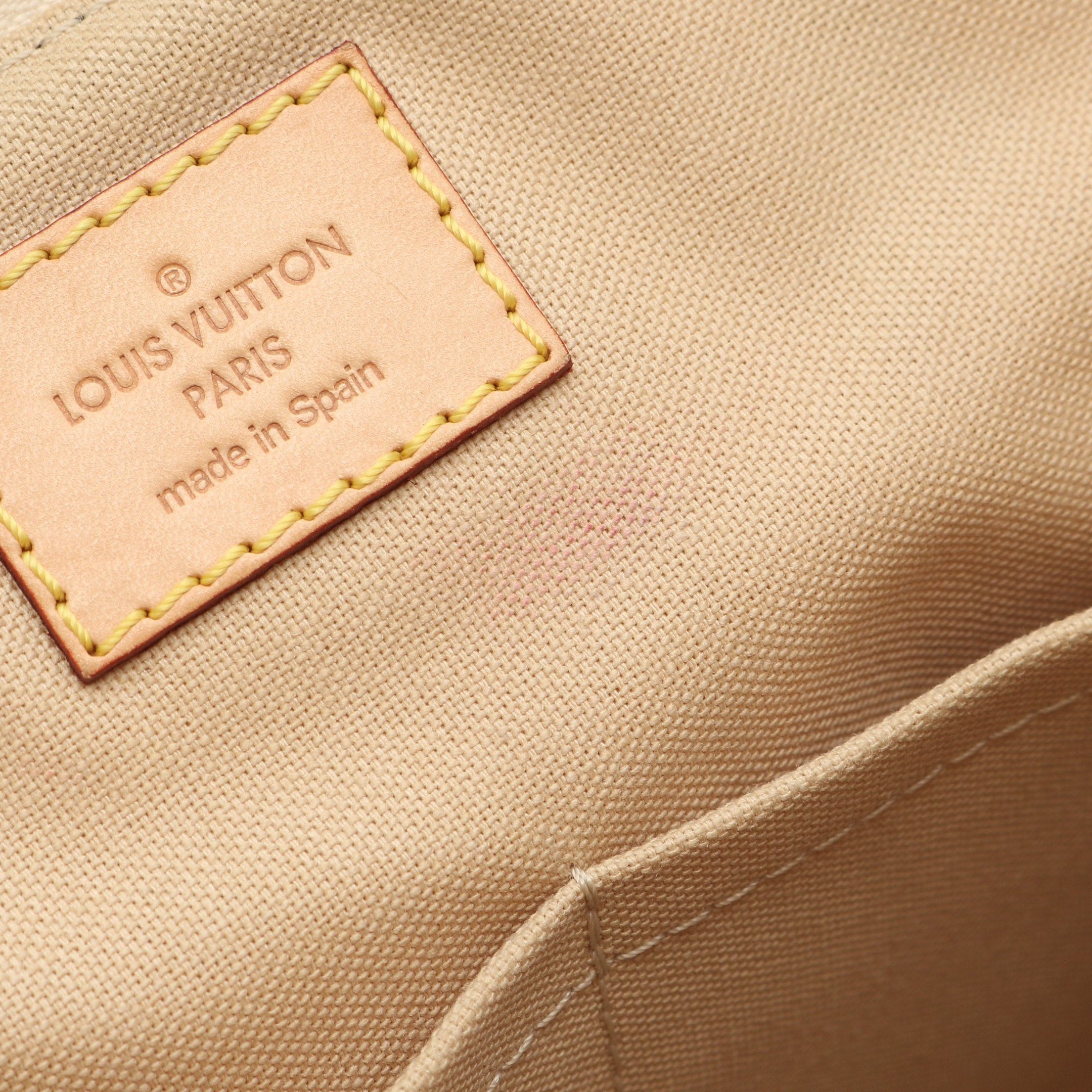 Louis Vuitton Louis Vuitton Siracusa Mm Damier Azur Shoulder Bag Leather White Size ONE SIZE - 13 Thumbnail
