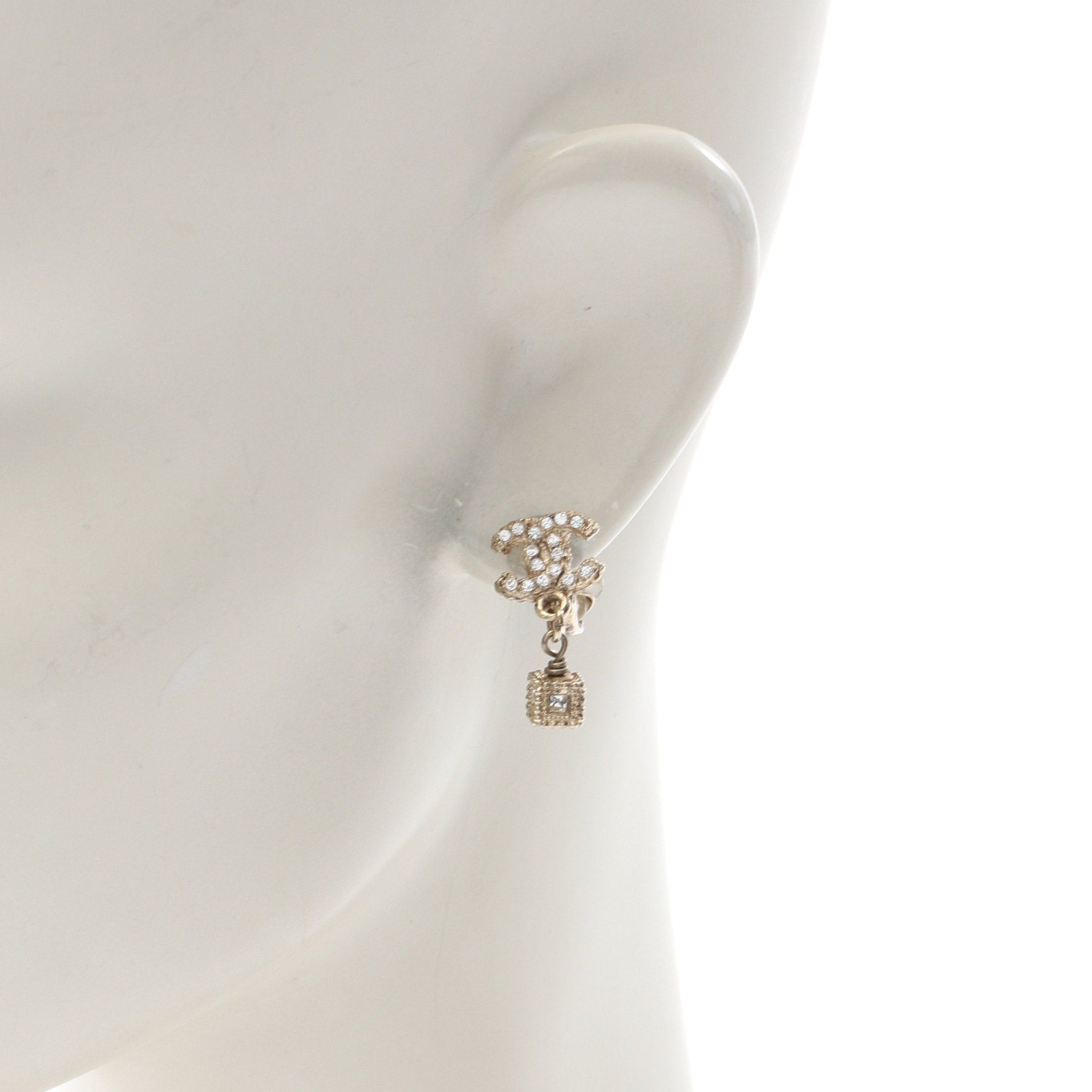 Chanel Chanel Coco Mark Earrings Gp Rhinestone Gold Clear A11A Size ONE SIZE - 4 Thumbnail