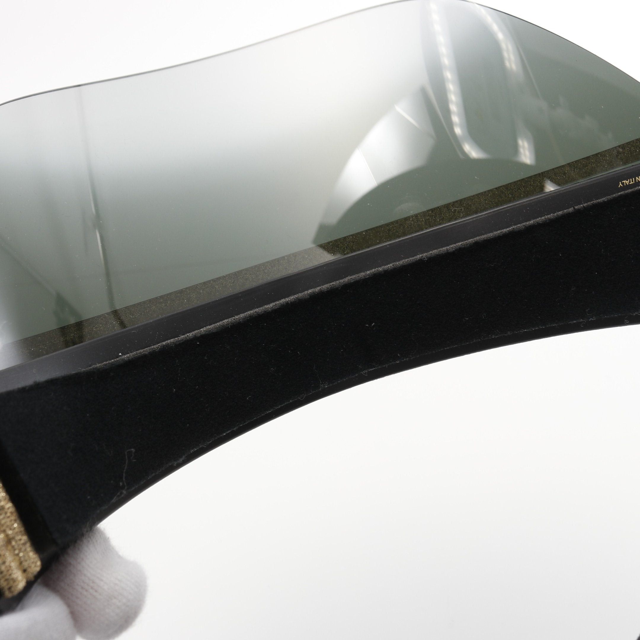 Jimmy Choo Jimmy Choo Sun Visor Glitter Rubber Black Gold Size ONE SIZE - 9 Thumbnail