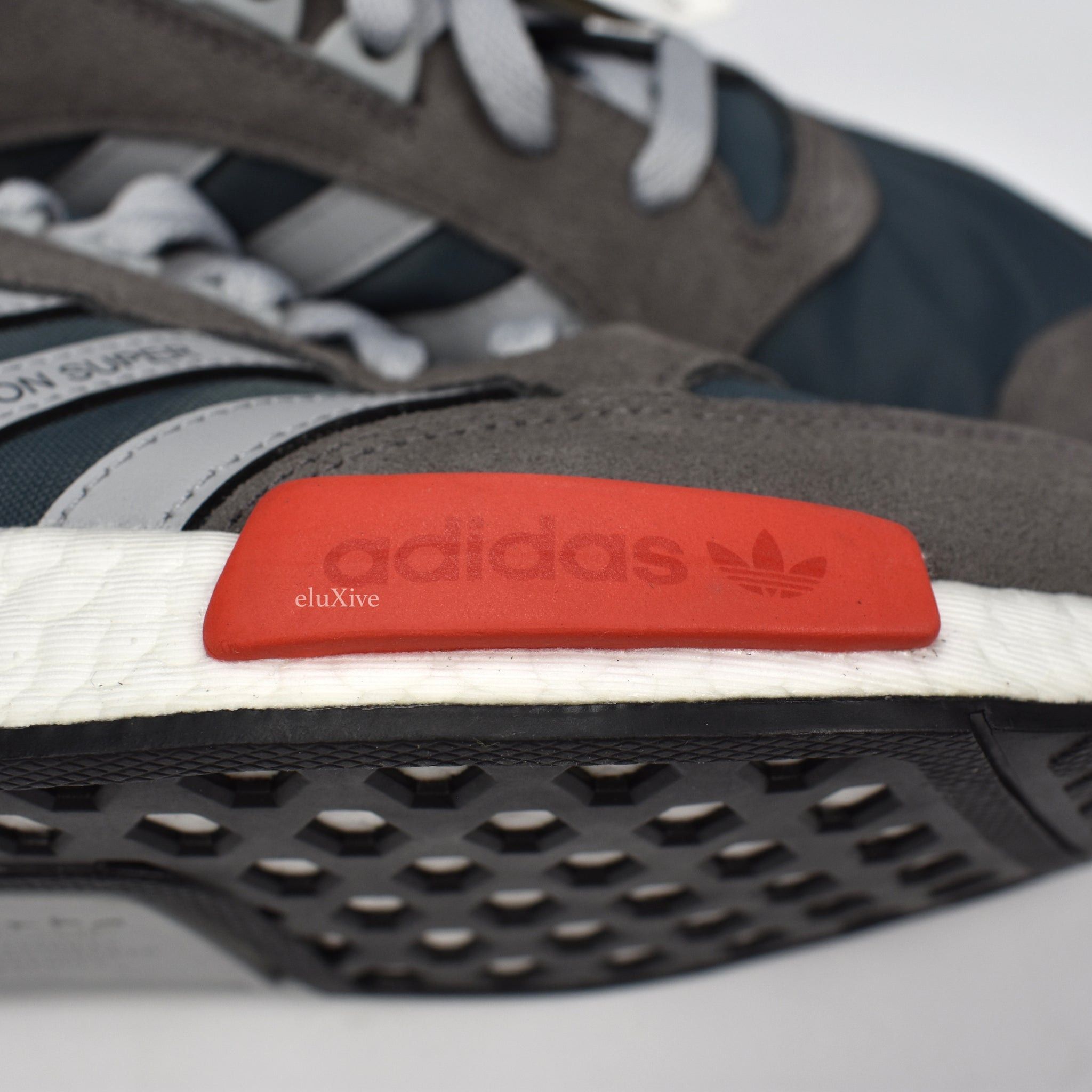Adidas Adidas Boston Super x R1 NEVER MADE Pack 2018 DS Size US 9 / EU 42 - 11 Thumbnail