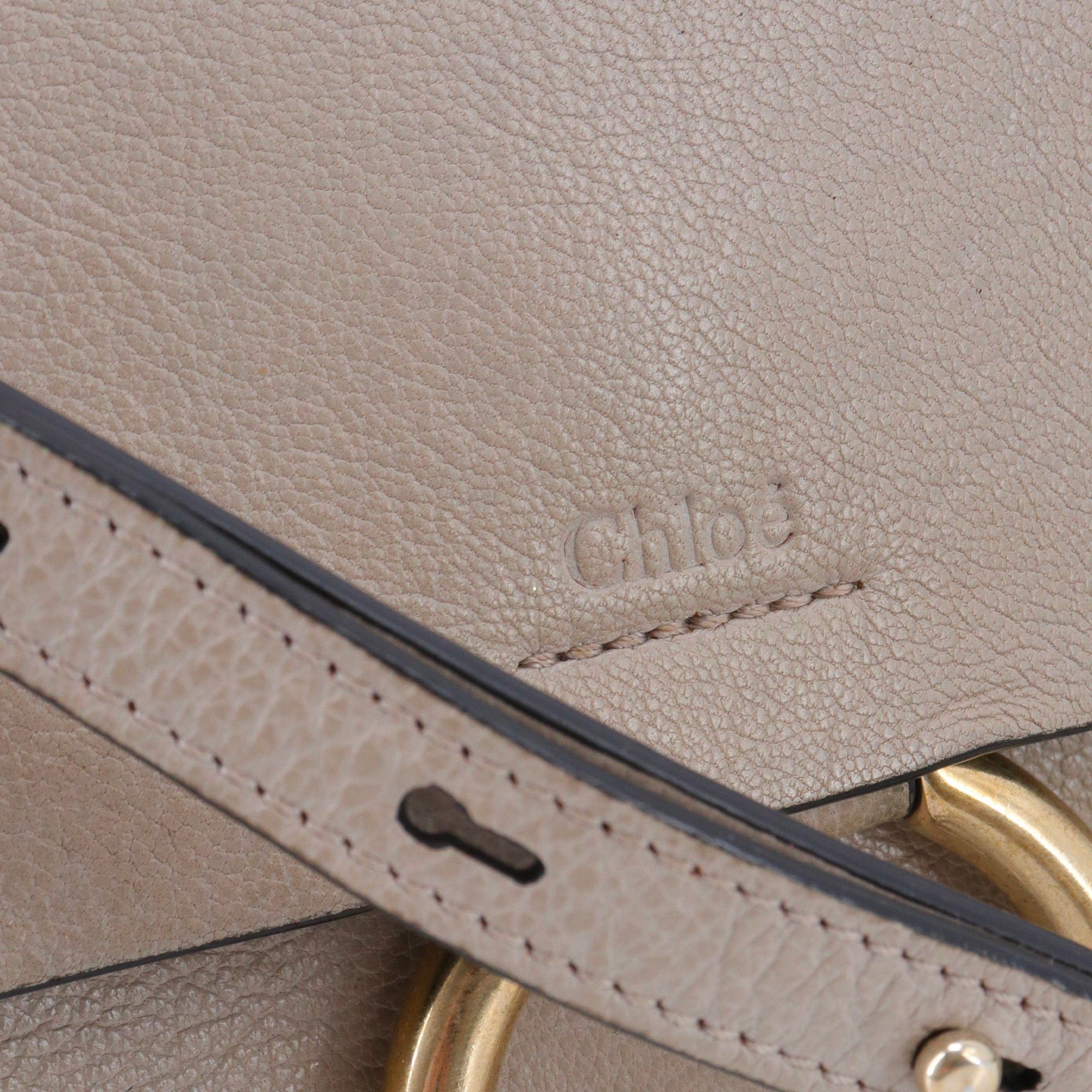 Chloe CHLOÉ - Chloé Faye PM shoulder bag in taupe grained leather Size ONE SIZE - 4 Thumbnail