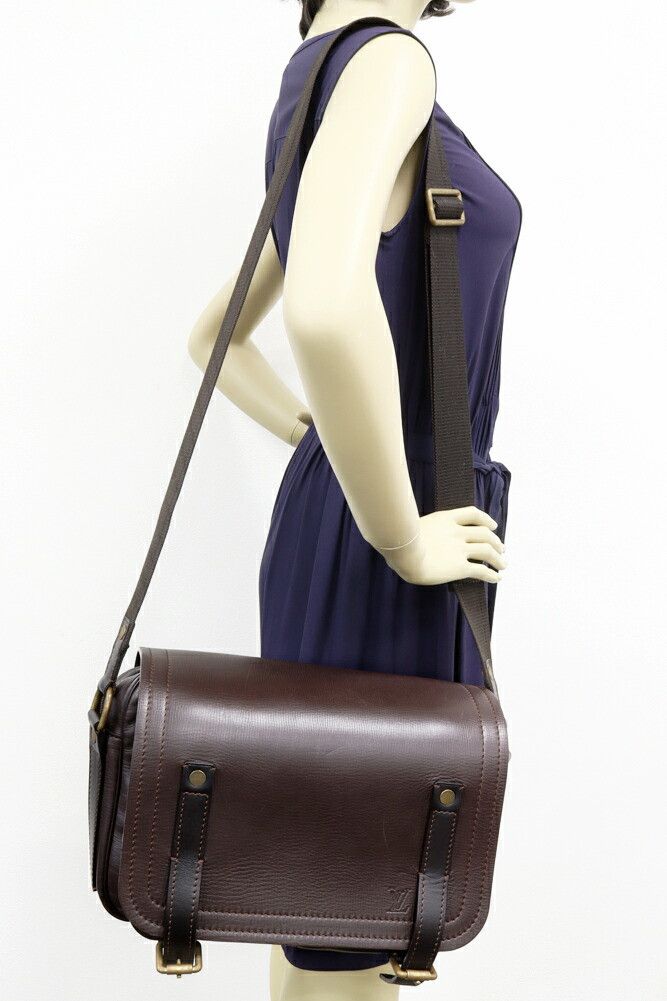 Louis Vuitton Louis Vuitton Louis Vuitton Utah Reporter Shoulder Bag Leather Shoulder Bag M92072 Size ONE SIZE - 2 Thumbnail
