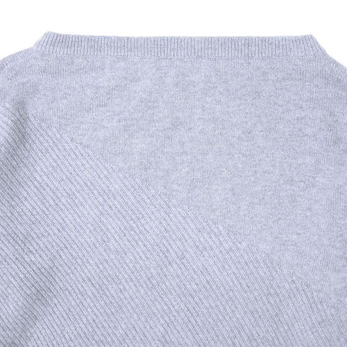 Hermes Hermes Hermes H Logo Charm 100% Cashmere Sweater Natural Material Tops DUTY FREE for USA Size ONE SIZE - 6 Thumbnail