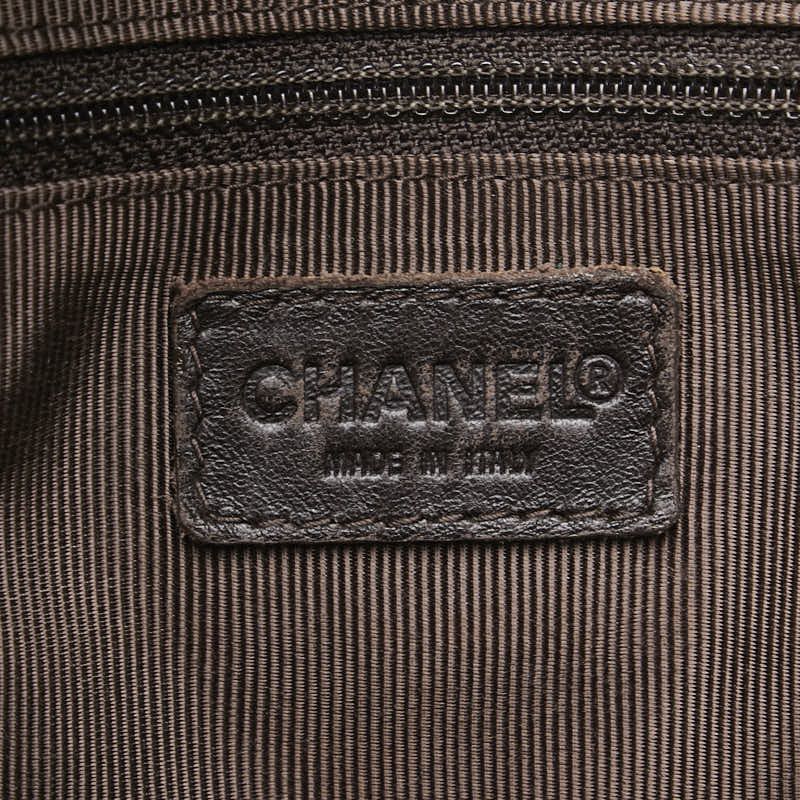 Chanel Chanel Chanel Wild Stitch Calf Leather Handbag Leather Handbag A18121 Size ONE SIZE - 12 Thumbnail
