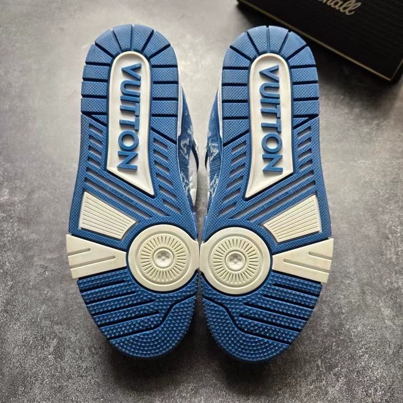 Louis Vuitton Louis Vuitton LV Trainer White Blue Sneakers Size US 5 / EU 37 - 7 Thumbnail