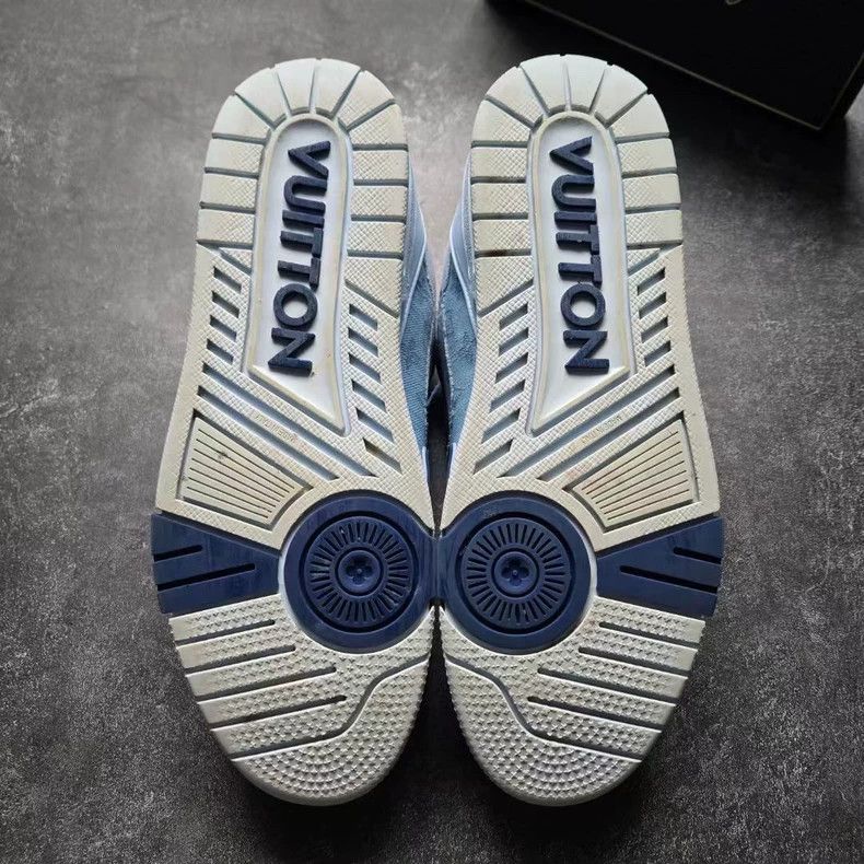 Louis Vuitton Louis Vuitton LV Trainer Tie-Dye Sneakers Size US 9 / EU 42 - 7 Thumbnail