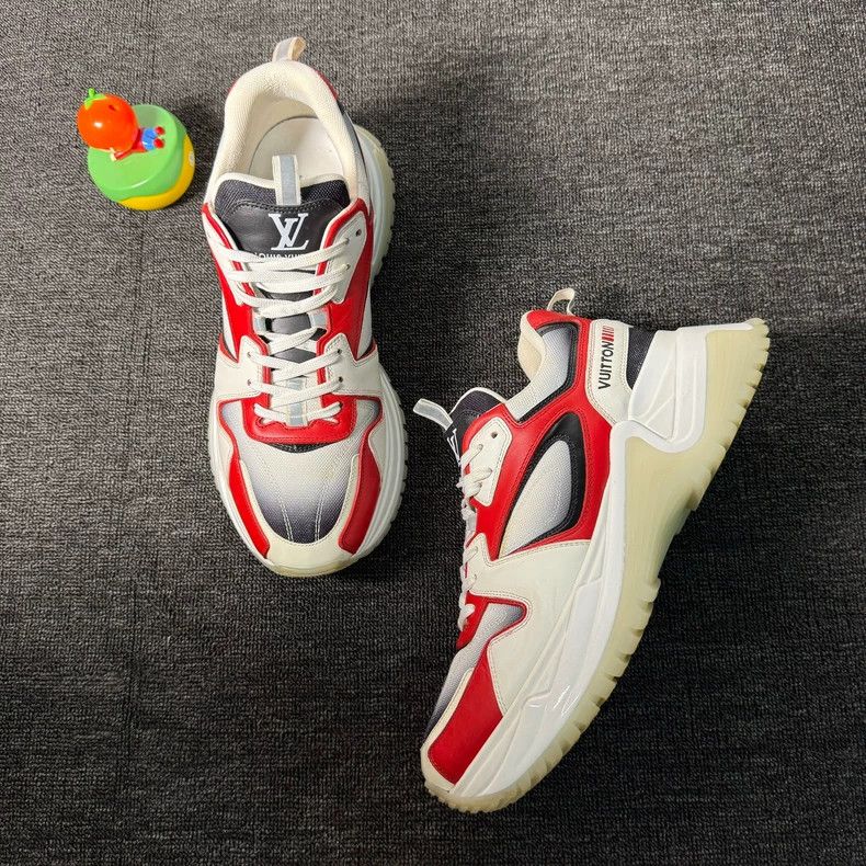 Louis Vuitton Louis Vuitton Run Away Pulse Sneakers Size 9 Size US 9 / EU 42 - 2 Thumbnail