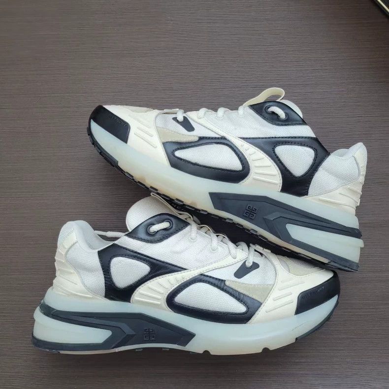 Givenchy Givenchy Giv 1 Black White Sneakers Size 41 Size US 10.5 / EU 43-44 - 4 Thumbnail