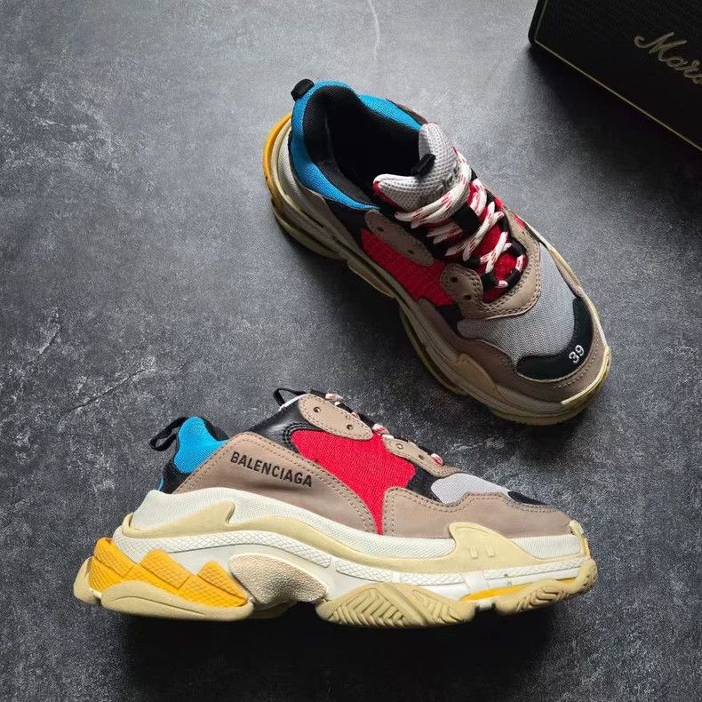 Balenciaga Balenciaga Triple S Red and Blue Sneakers Size US 8 / EU 41 - 3 Thumbnail