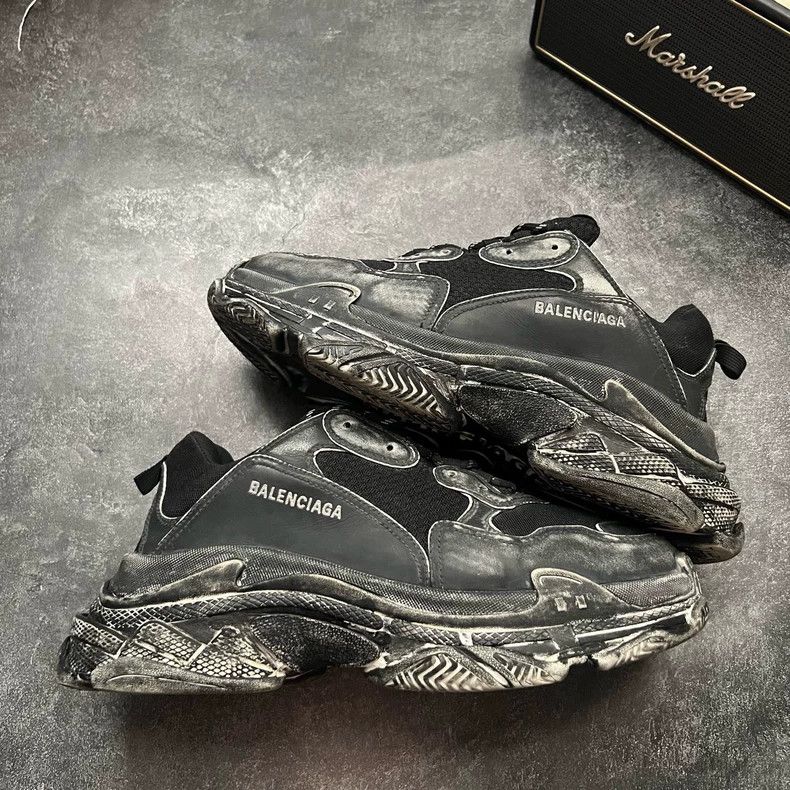 Balenciaga Balenciaga Triple S Black Gray Sneakers Size 44 Size US 10 / EU 43 - 4 Thumbnail
