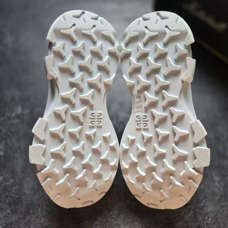 Givenchy Givenchy White Slip-On Derby Shoes Size 41 Size US 9 / EU 42 - 7 Thumbnail