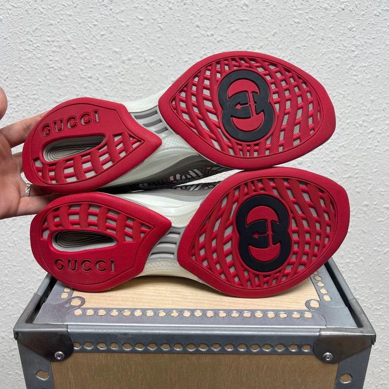 Gucci GUCCI Lightweight Running Shoes Size 6 Size US 6 / EU 39 - 7 Thumbnail