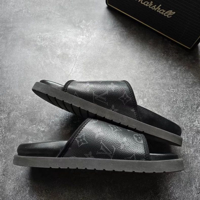 Louis Vuitton Louis Vuitton Black Slide Sandals Size 41 Size US 9 / EU 42 - 4 Thumbnail