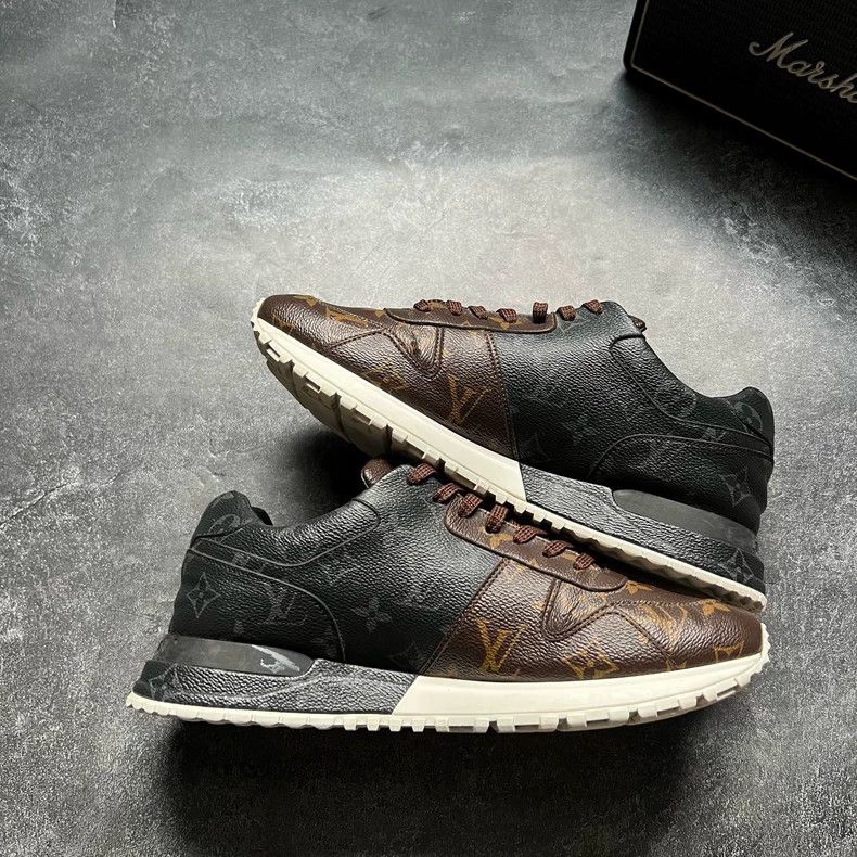 Louis Vuitton Louis Vuitton Runaway Monogram Sneakers Size 41 Size US 7 / EU 40 - 5 Thumbnail