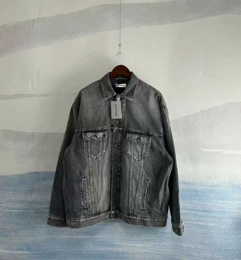 Balenciaga Balenciaga Washed Gray Denim Jacket Size US M / EU 48-50 / 2 - 2 Thumbnail