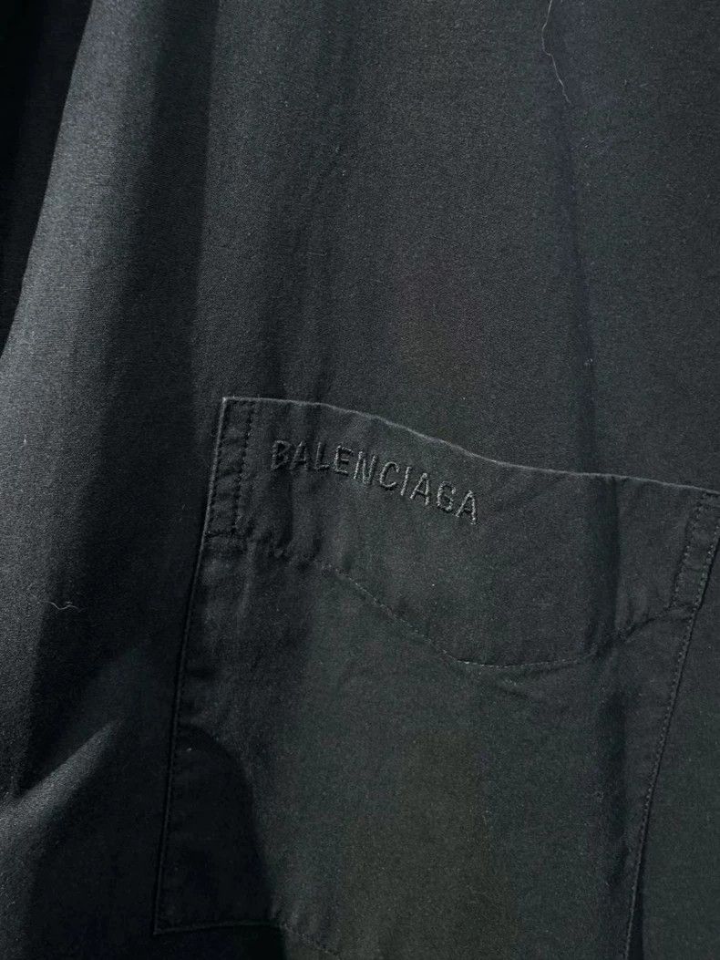 Balenciaga Balenciaga Black Logo Shirt Size Large Size US L / EU 52-54 / 3 - 4 Thumbnail