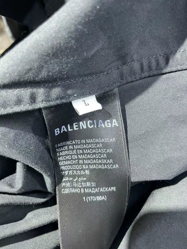 Balenciaga Balenciaga Black Logo Shirt Size Large Size US L / EU 52-54 / 3 - 6 Thumbnail