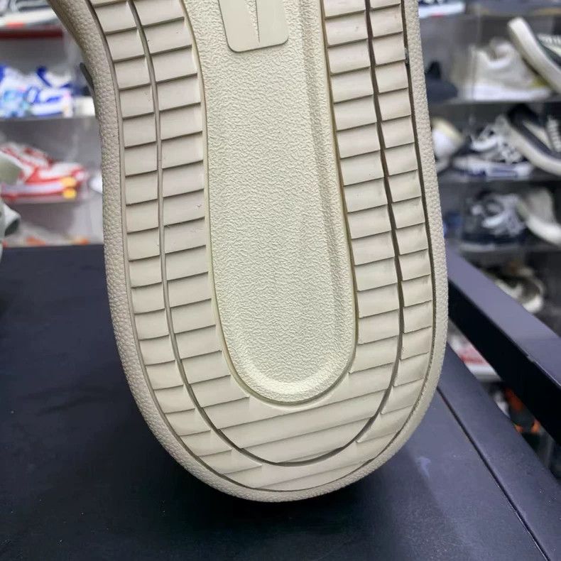 Rick Owens Rick Owens High-Top Sneakers in Ivory White Size US 10.5 / EU 43-44 - 8 Thumbnail