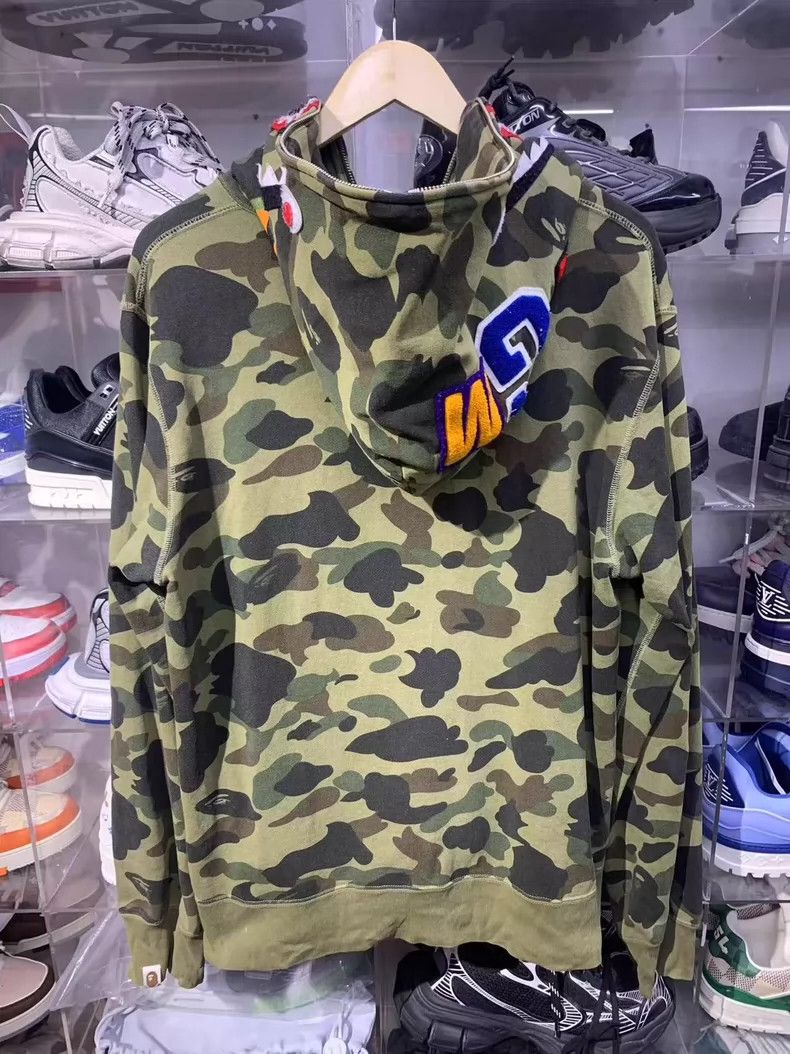 Bape Bape Green Camouflage Shark Hoodie Jacket Size US XL / EU 56 / 4 - 2 Thumbnail