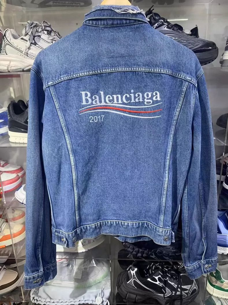Balenciaga Balenciaga Denim Jacket Size 50 Size US L / EU 52-54 / 3 - 2 Thumbnail