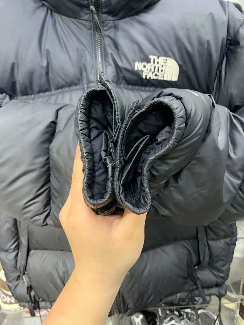 The North Face North Face 1996 Series Down Jacket Black Size US M / EU 48-50 / 2 - 6 Thumbnail