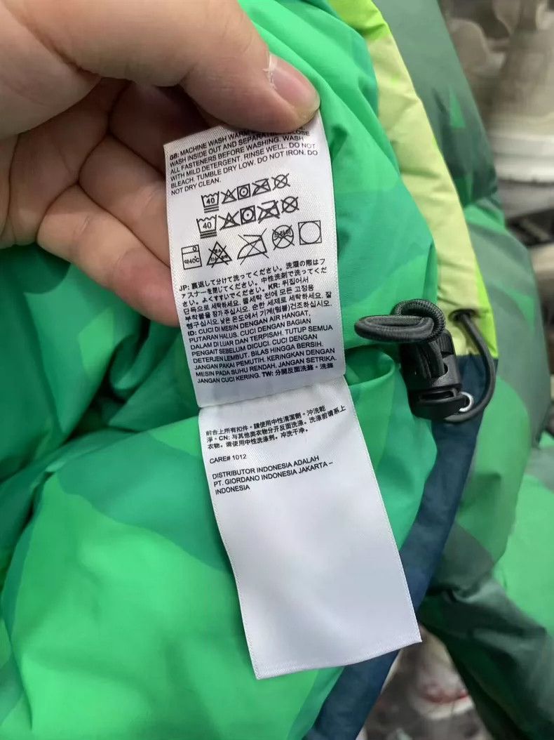 The North Face North Face 1996 KAWS Color Block Down Jacket Size US XL / EU 56 / 4 - 8 Thumbnail
