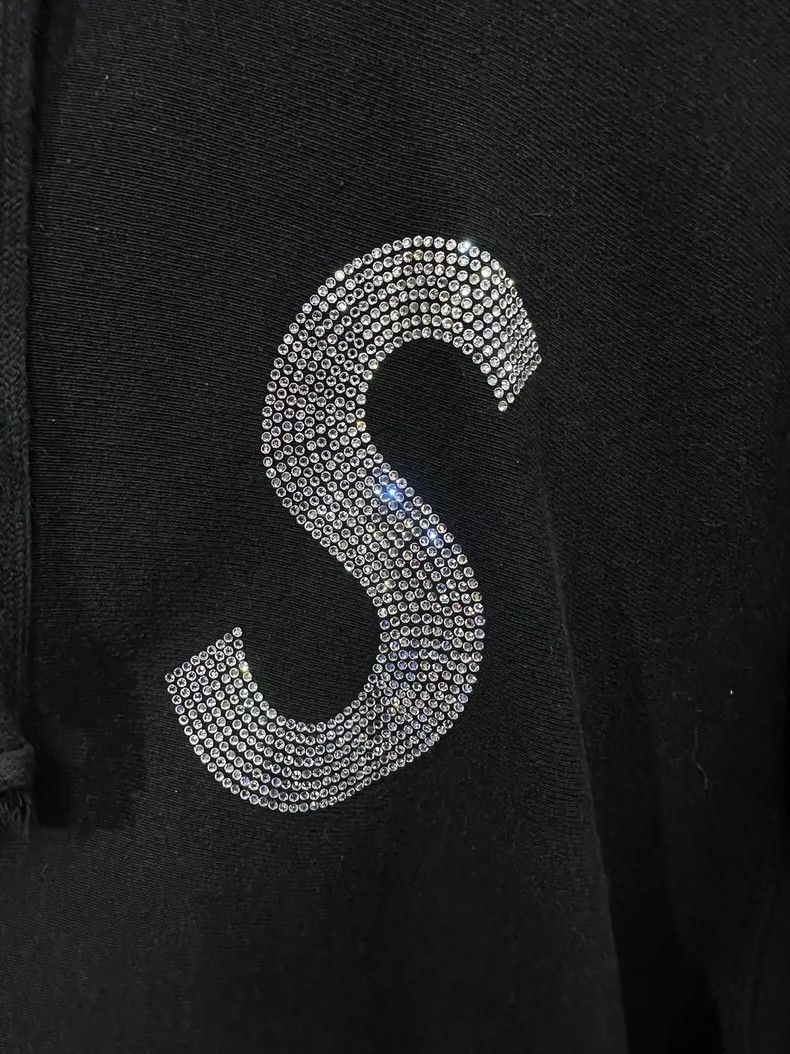 Supreme Supreme Sweater with Swarovski Collaboration Size US XL / EU 56 / 4 - 3 Thumbnail