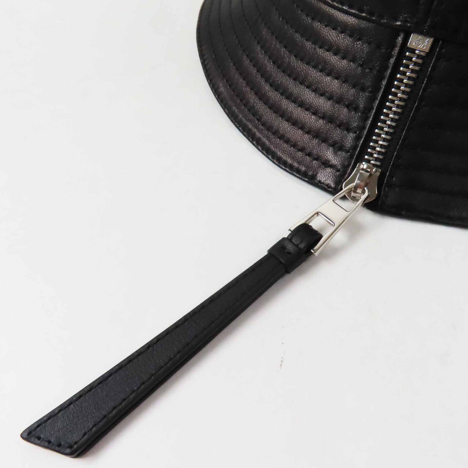 Loewe Loewe Loewe Anagram Lamb leather hat Leather Hats DUTY FREE for USA Size ONE SIZE - 9 Thumbnail
