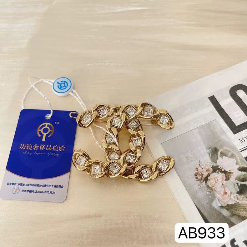 Chanel Chanel Large Logo Hair Clip with Rhinestones Size ONE SIZE - 2 Thumbnail
