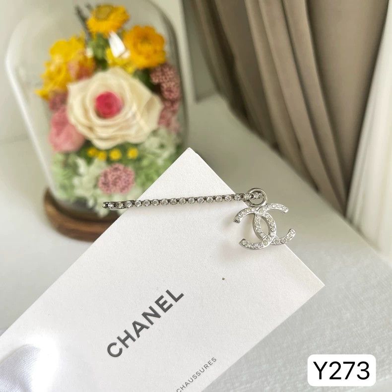 Chanel Chanel Brooch with Double C Logo Size ONE SIZE - 2 Thumbnail