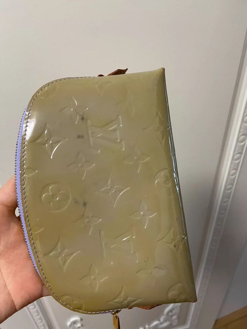 Louis Vuitton Louis Vuitton Makeup Bag in Yellow Color Size ONE SIZE - 3 Thumbnail