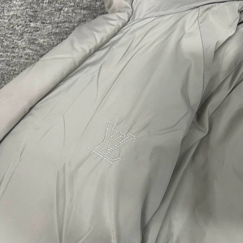 Louis Vuitton Louis Vuitton Double-Sided Puffer Jacket Grey Size US XXL / EU 58 / 5 - 5 Thumbnail
