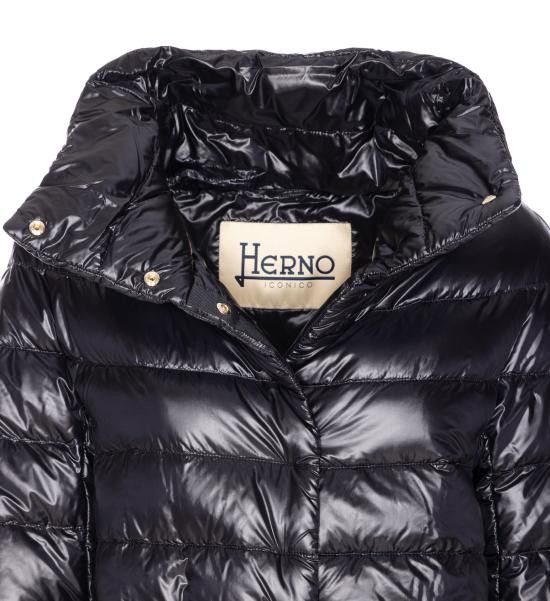 Herno HERNO Women Bubble Jackets PI0043DIC 12017Z9300 Black Size S / US 4 / IT 40 - 4 Thumbnail