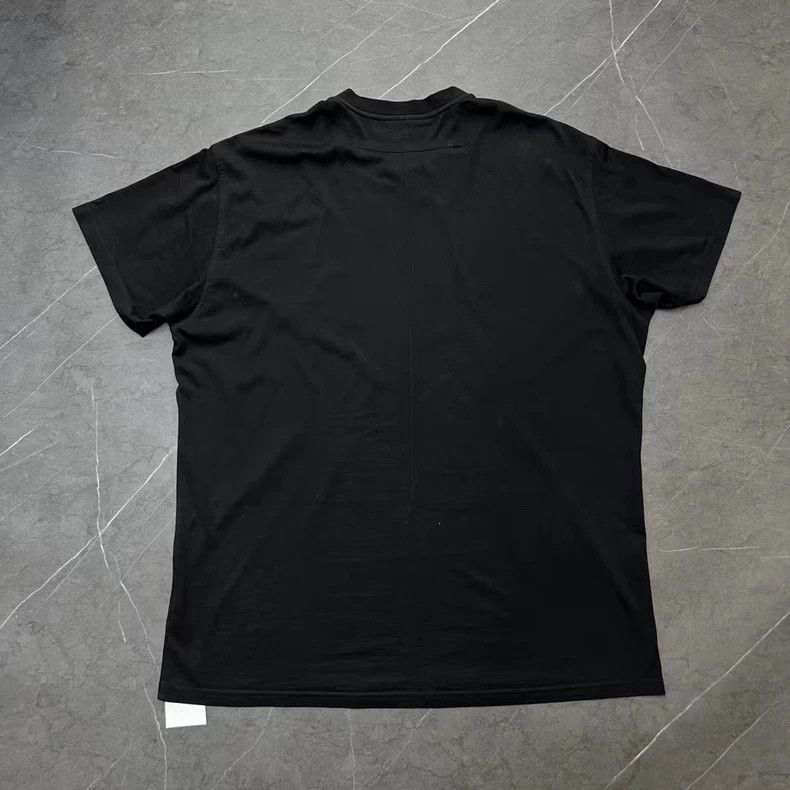 Givenchy GIVENCHY Short Sleeve Graphic T-Shirt Size S Size US S / EU 44-46 / 1 - 2 Thumbnail