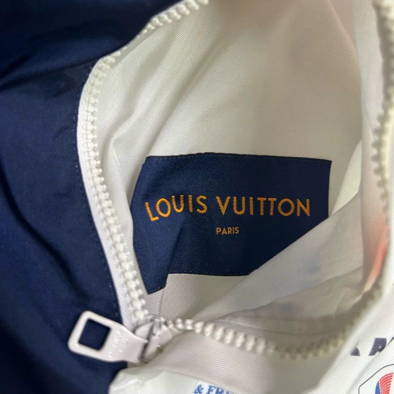 Louis Vuitton Louis Vuitton Racing Zip Jacket New Size 52 Size US L / EU 52-54 / 3 - 4 Thumbnail