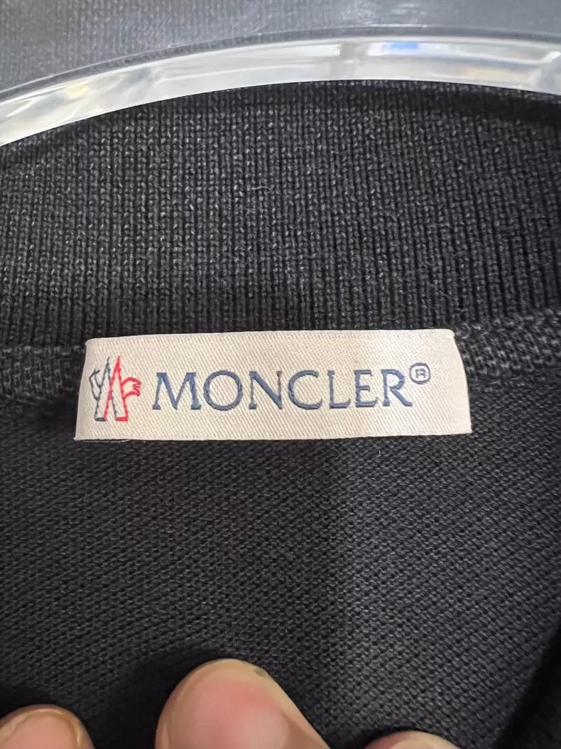 Moncler Moncler Men's Short Sleeve Polo Shirt Size US M / EU 48-50 / 2 - 4 Thumbnail